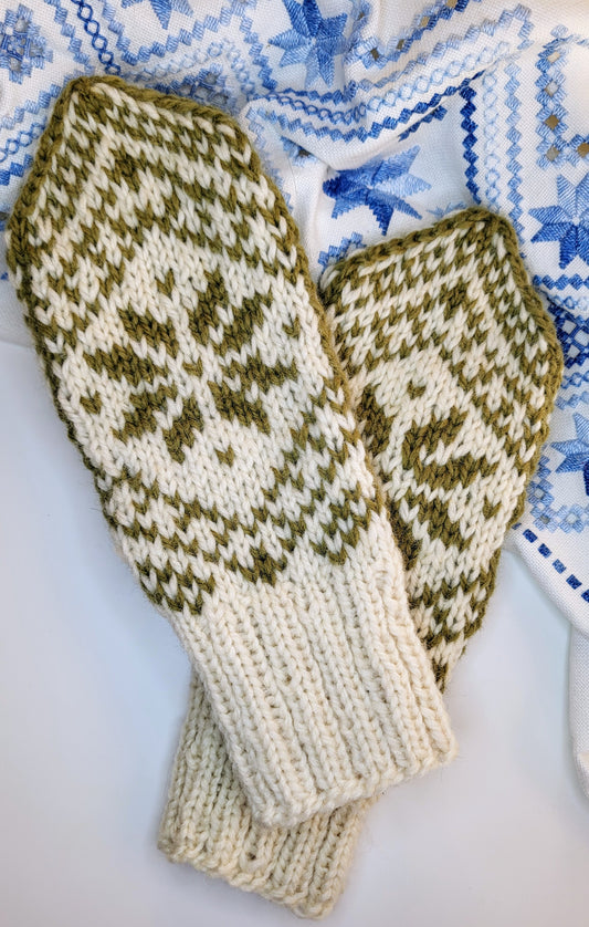 Hardangersøm votten strikkeoppskrift