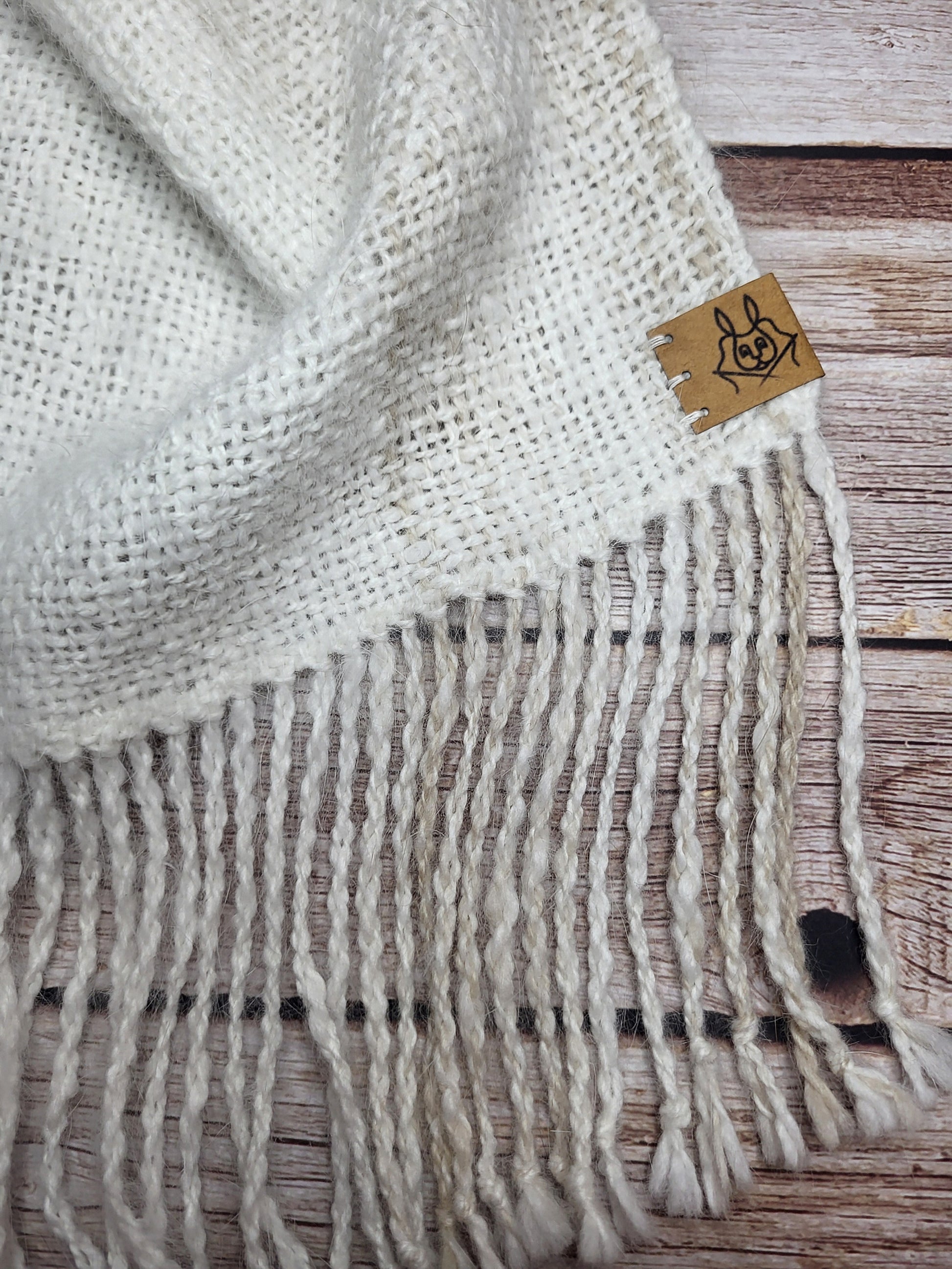 Nærbilde av vevet angoraskjerf