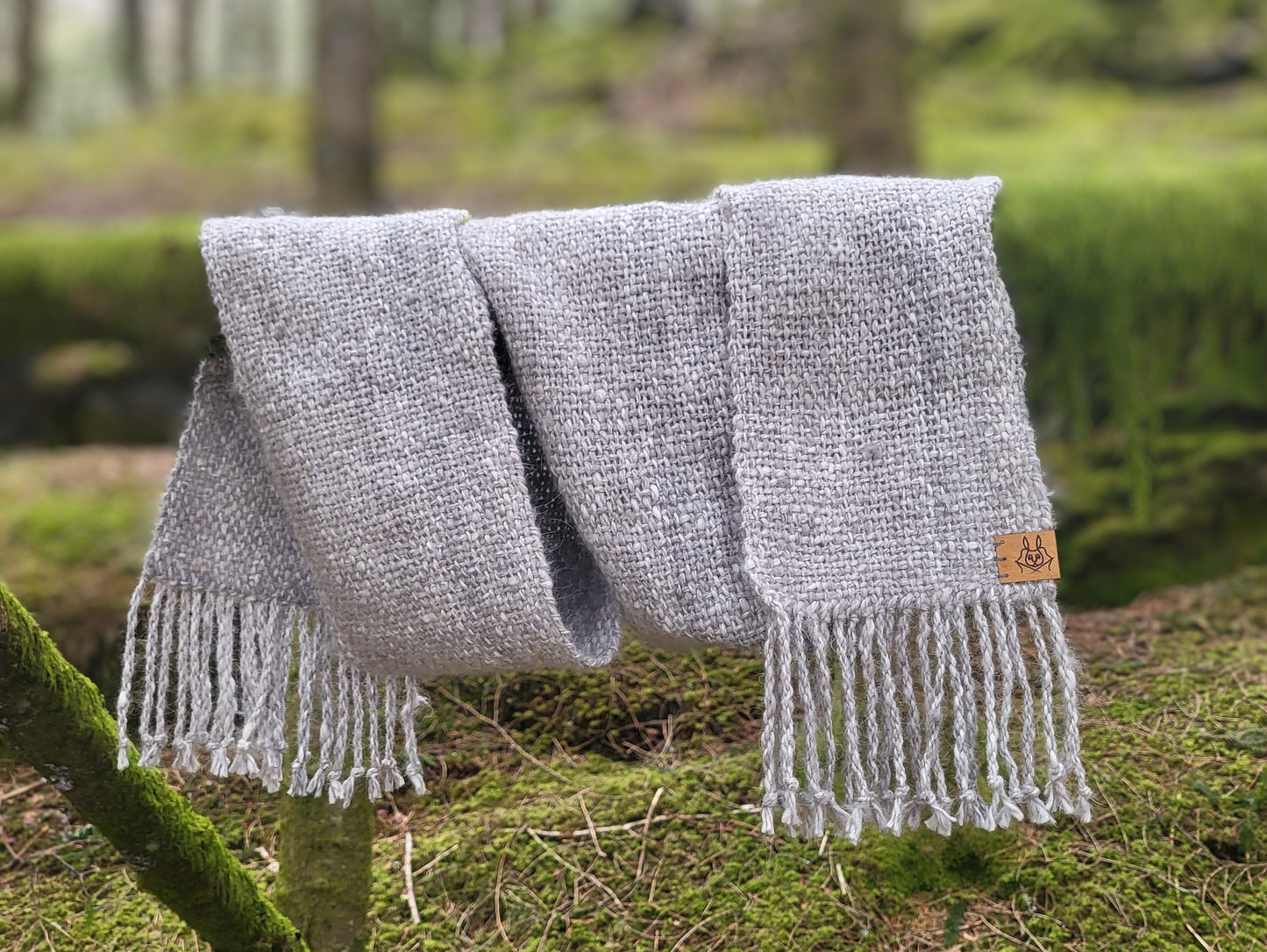 Håndvevet angoraskjerf