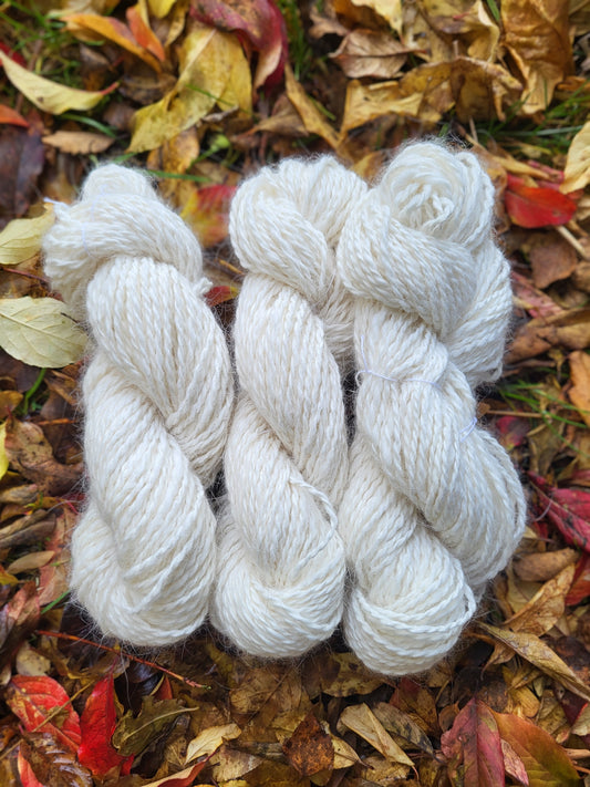 Håndspunnet angoragarn