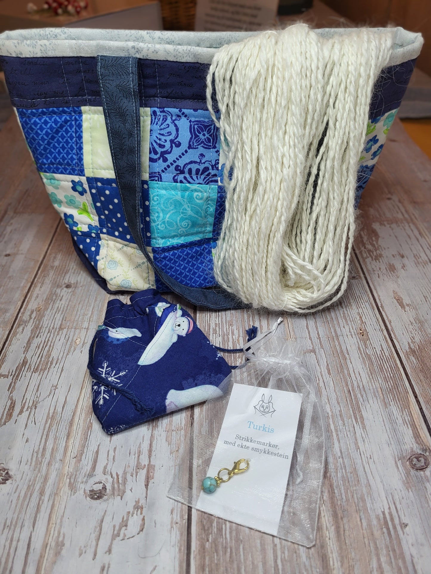 Gavepakke til strikkeren