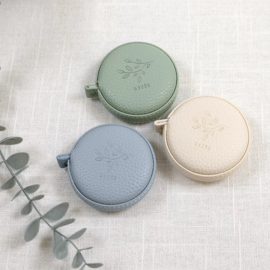 3 målebånd i ulike farger